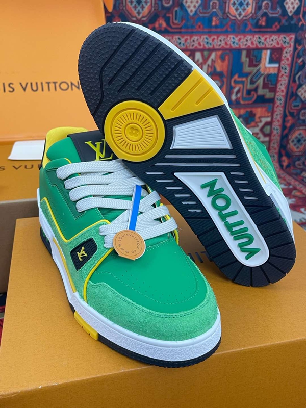 ルイヴィトン靴角部分ディテール